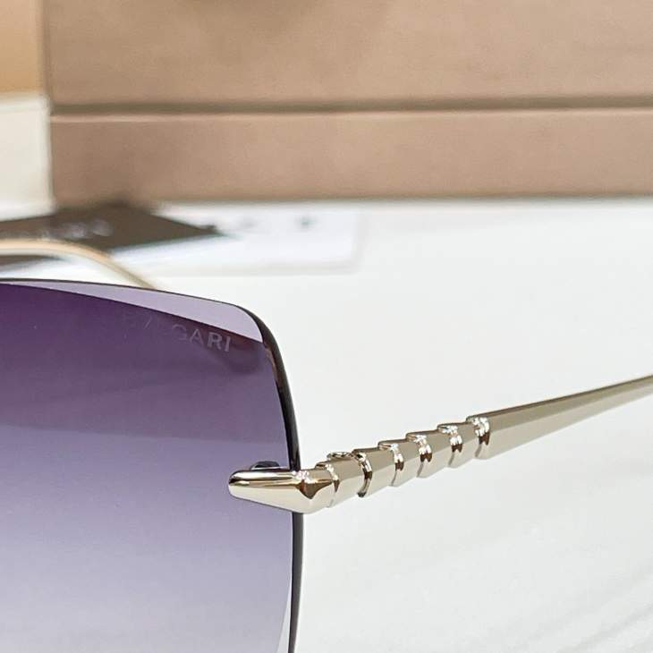 Picture of Bvlgari Sunglasses _SKUfw80535482fw